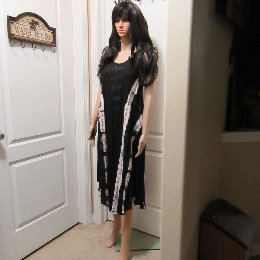 New Dress 100% Rayon Nice light cool material